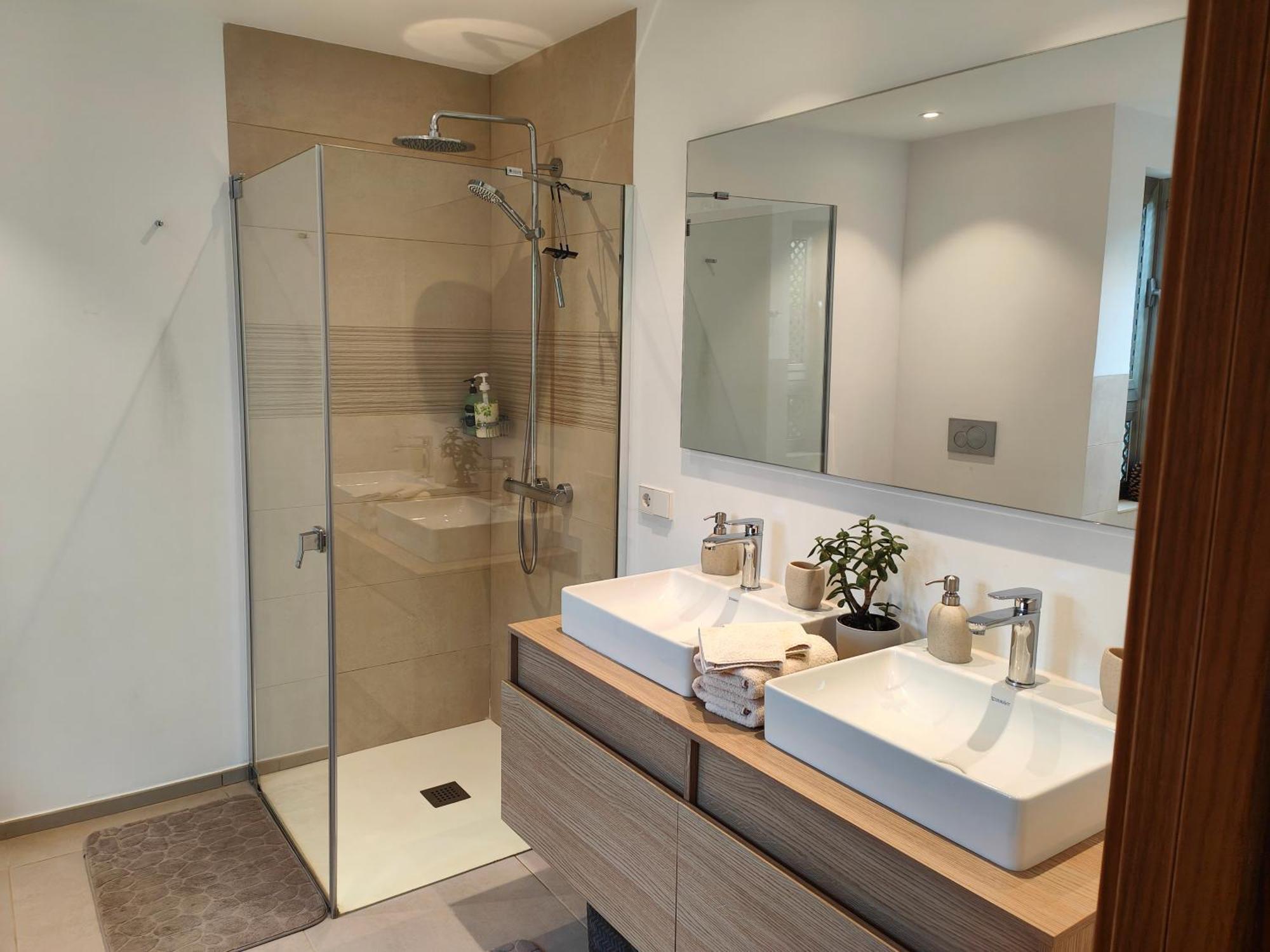 Garden Suites Luxury Apartment ปาล์ม-มาร์ ภายนอก รูปภาพ