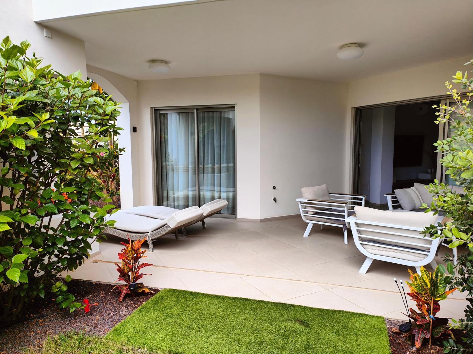 Garden Suites Luxury Apartment ปาล์ม-มาร์ ภายนอก รูปภาพ
